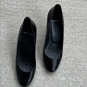 Pierre Hardy Black Rounded Toe Heels size 9 Classic Essential